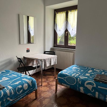 Il Cortile Como Single & Double Room In Apartment No Hotel Buitenkant foto