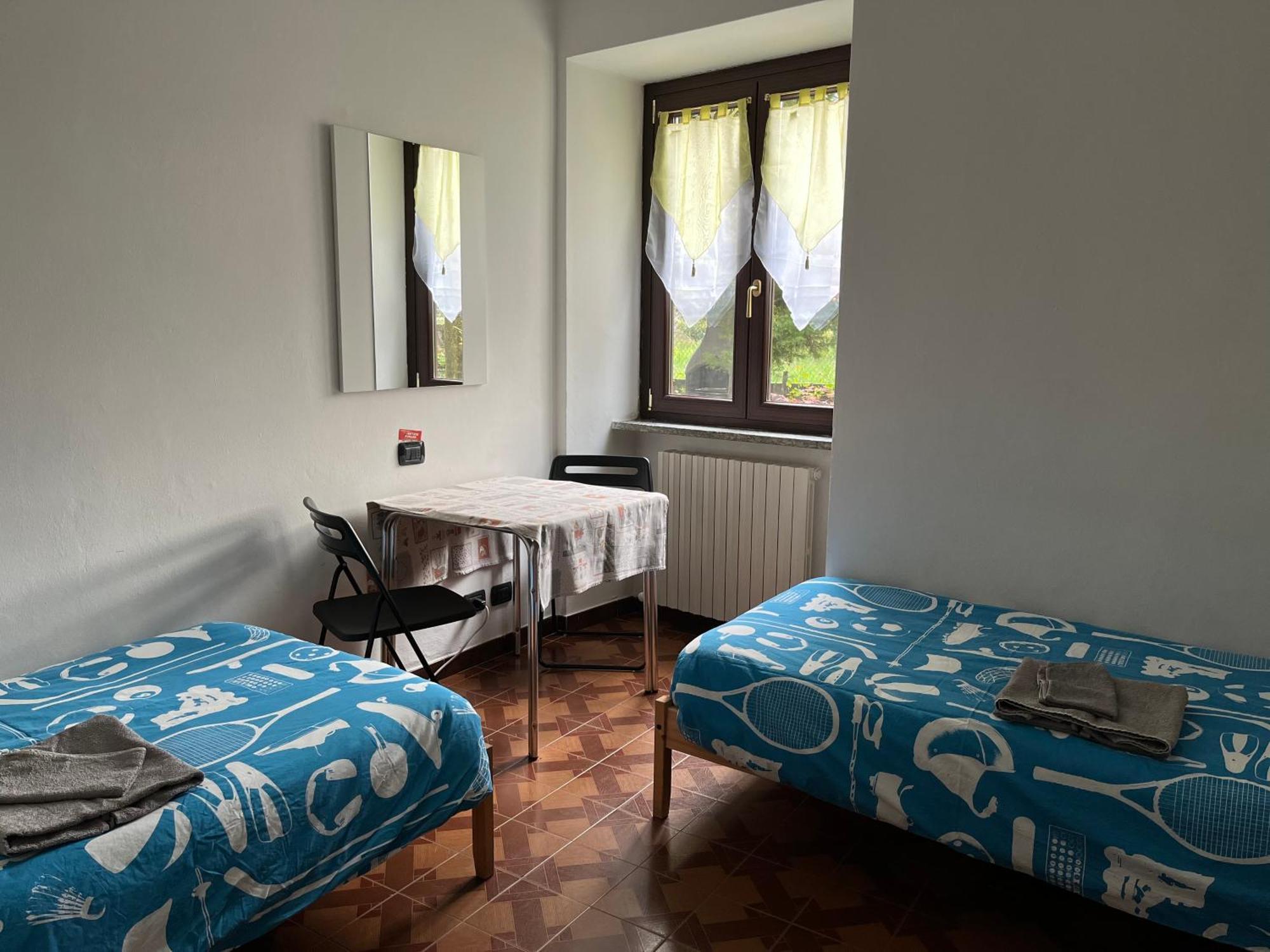 Il Cortile Como Single & Double Room In Apartment No Hotel Buitenkant foto