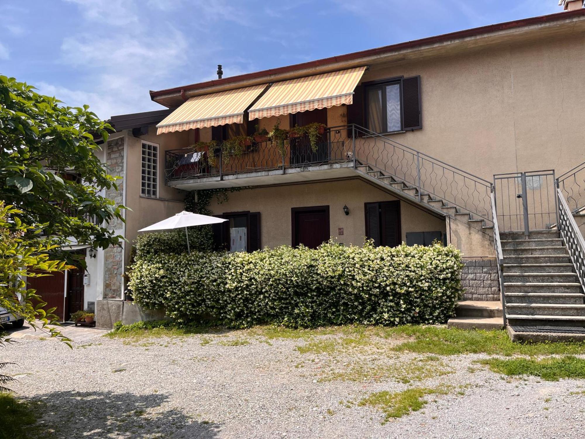 Il Cortile Como Single & Double Room In Apartment No Hotel Buitenkant foto